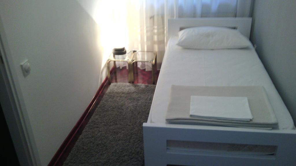 Apartment Dok Belgrado Buitenkant foto